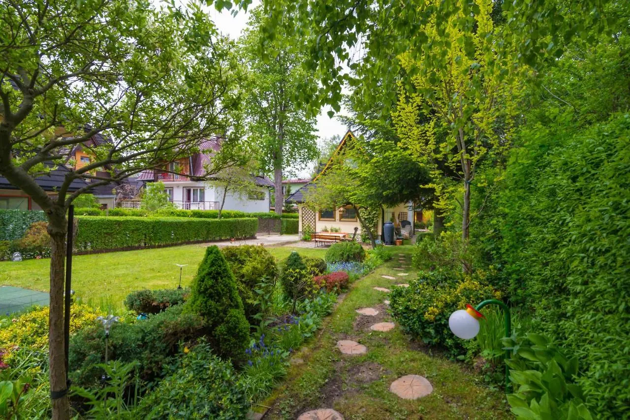 Lägenhet Apartamenty Rodzinne Artis Zakopane 5 Min Od Krupowek