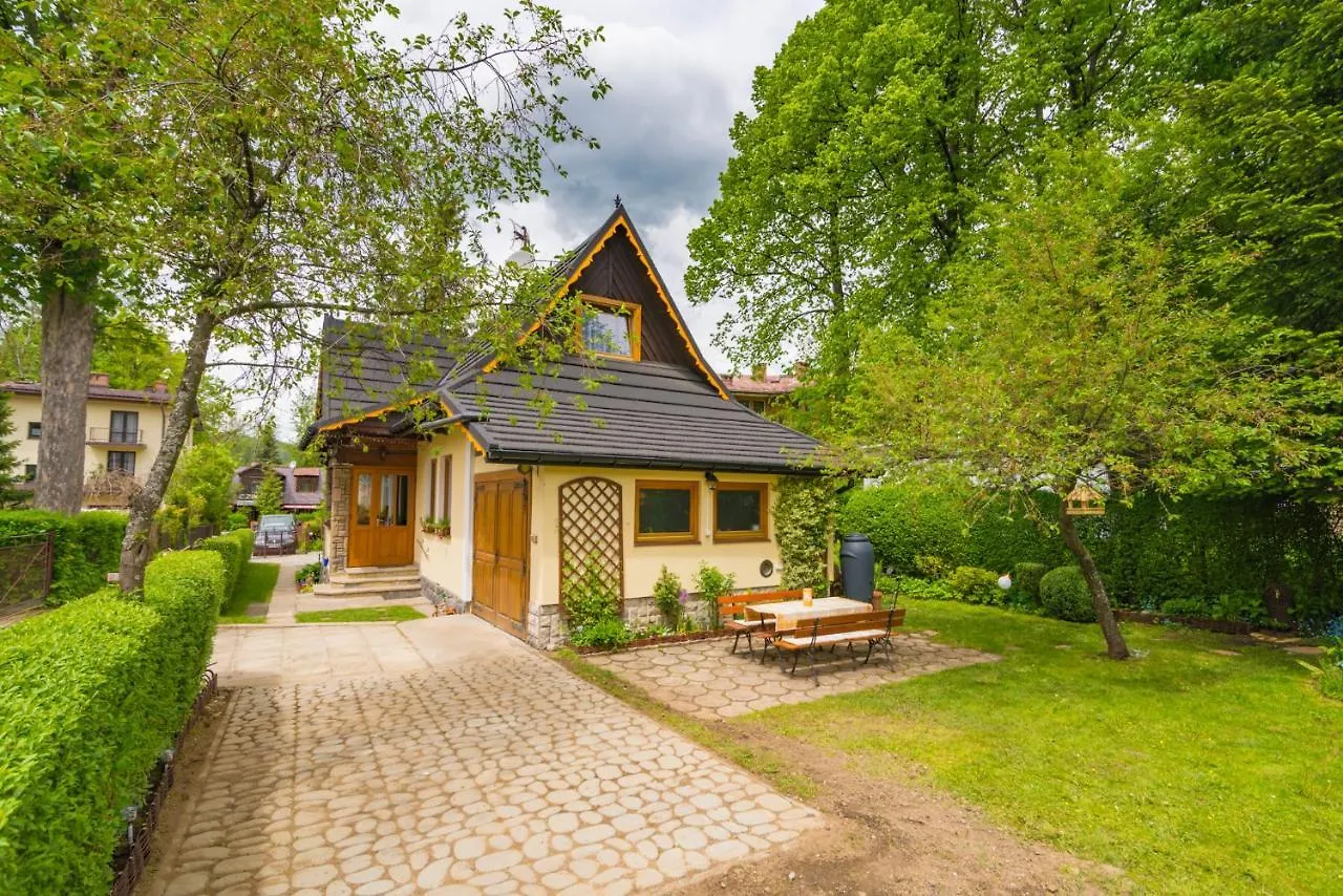 Apartamenty Rodzinne Artis Zakopane 5 Min Od Krupowek 0*,  Polen