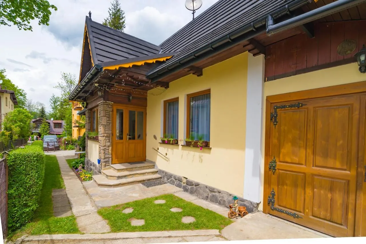 Apartamenty Rodzinne Artis Zakopane 5 Min Od Krupowek Lägenhet